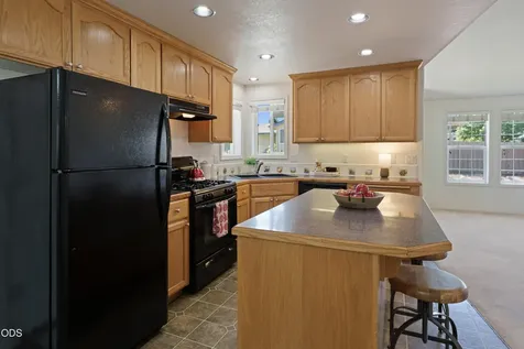 2474 NE Rosemary Drive Bend OR 97701