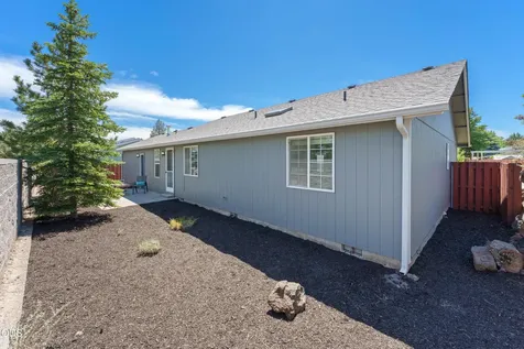 2474 NE Rosemary Drive Bend OR 97701