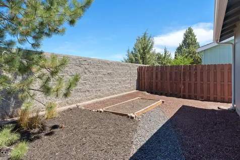 2474 NE Rosemary Drive Bend OR 97701