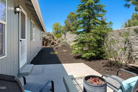 2474 NE Rosemary Drive Bend OR 97701