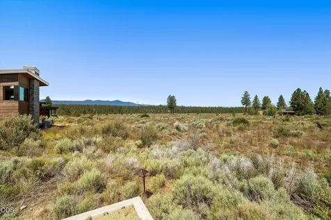 19015 Park Commons Drive Bend OR 97703