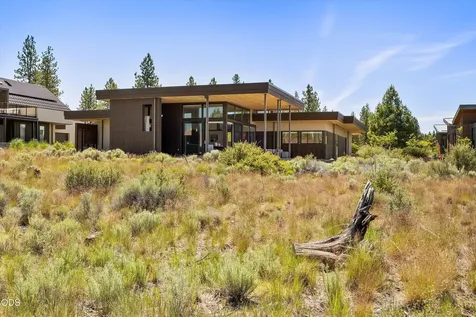 19015 Park Commons Drive Bend OR 97703