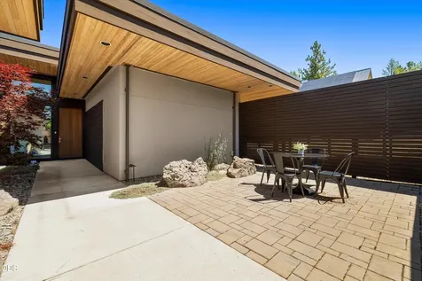 19015 Park Commons Drive Bend OR 97703