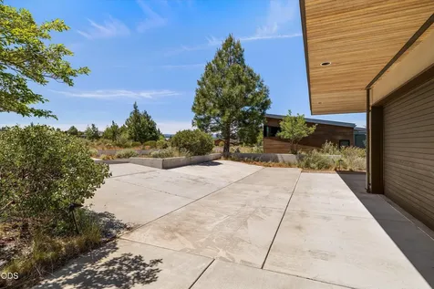 19015 Park Commons Drive Bend OR 97703