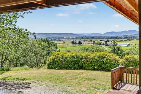 15336 Oregon 62 Eagle Point OR 97524