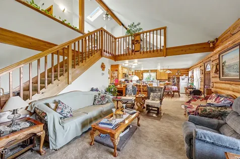 15336 Oregon 62 Eagle Point OR 97524