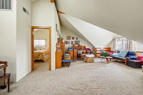 15336 Oregon 62 Eagle Point OR 97524