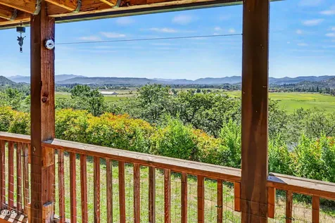 15336 Oregon 62 Eagle Point OR 97524