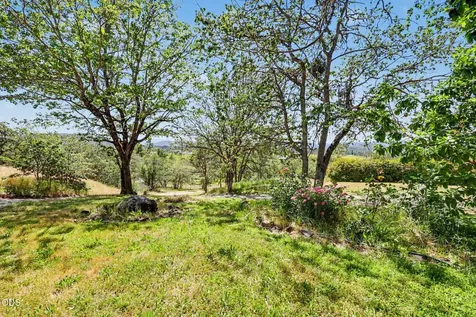 15336 Oregon 62 Eagle Point OR 97524