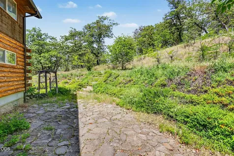 15336 Oregon 62 Eagle Point OR 97524