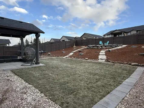 4476 SW Salmon Place Redmond OR 97756