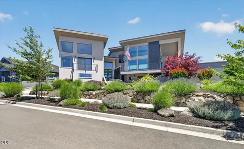 1812 Plateau Drive Medford OR 97504