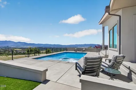 1812 Plateau Drive Medford OR 97504
