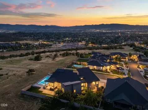 1812 Plateau Drive Medford OR 97504