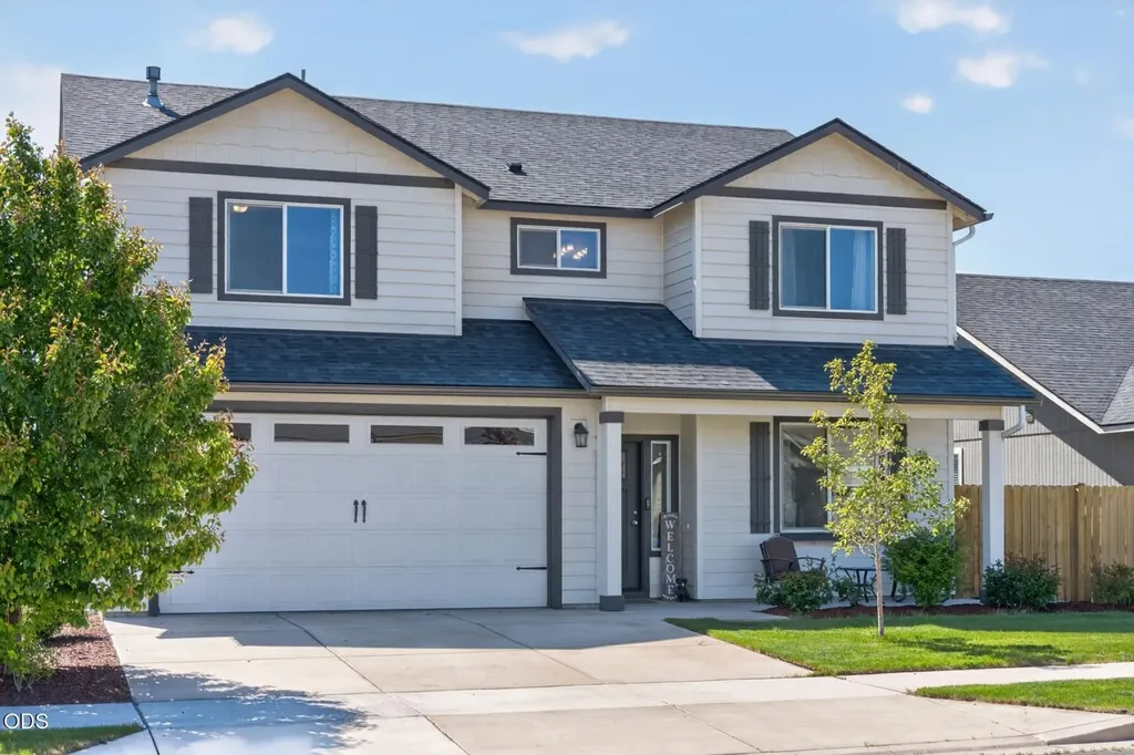 3461 NW 9th Street Redmond OR 97756
