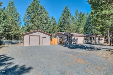 148728 Snuffy Drive La Pine OR 97739