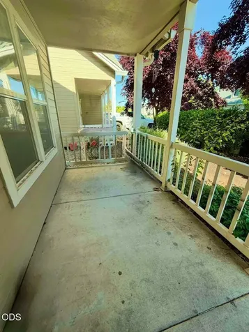 1902 Pebble Way Medford OR 97504