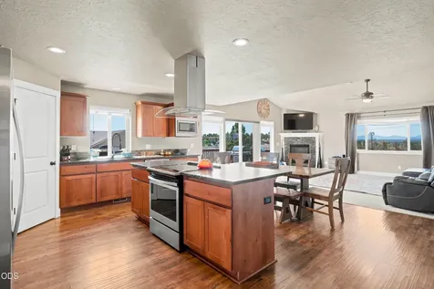 9265 12th Lane Terrebonne OR 97760