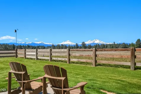 17186 Highway 126 Sisters OR 97759