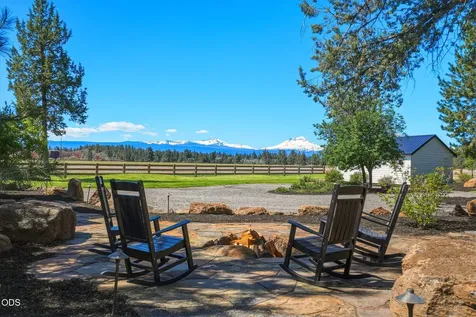 17186 Highway 126 Sisters OR 97759