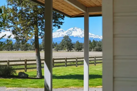 17186 Highway 126 Sisters OR 97759