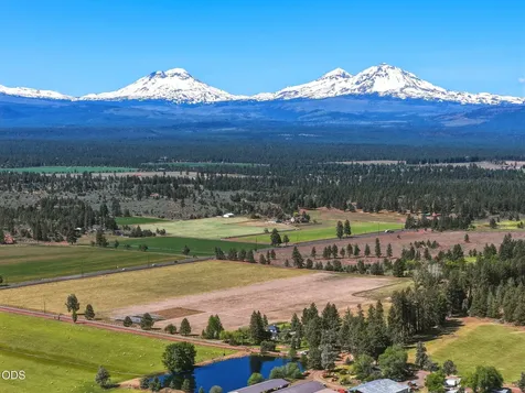 17186 Highway 126 Sisters OR 97759