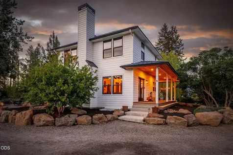 17186 Highway 126 Sisters OR 97759