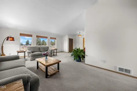 11518 SE View Top Lane Prineville OR 97754