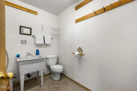 11518 SE View Top Lane Prineville OR 97754