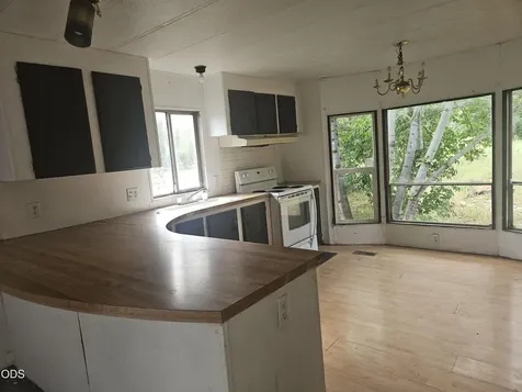 2062 Lampman Road Gold Hill OR 97525