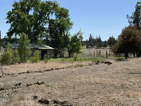 7651 SW Canal Boulevard Redmond OR 97756