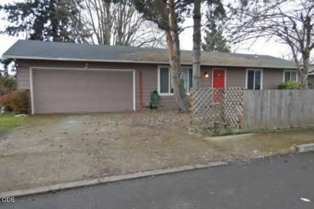 4370 Burlington Loop NE Salem OR 97305