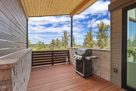 1703 NW Wild Rye Bend OR 97703