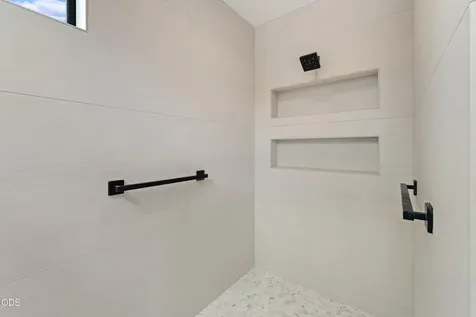 1703 NW Wild Rye Bend OR 97703