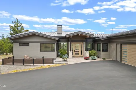 1703 NW Wild Rye Bend OR 97703