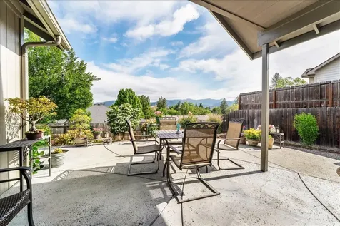 1340 SE Joel Drive Grants Pass OR 97527