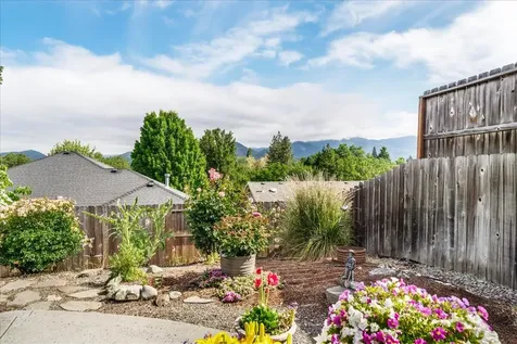 1340 SE Joel Drive Grants Pass OR 97527