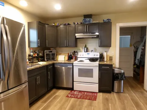 411 SE Evergreen Avenue Redmond OR 97756