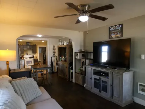 411 SE Evergreen Avenue Redmond OR 97756
