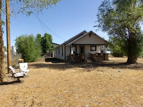 411 SE Evergreen Avenue Redmond OR 97756