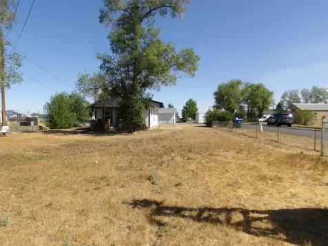 411 SE Evergreen Avenue Redmond OR 97756
