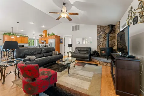 5876 Donaldson Road Grants Pass OR 97526
