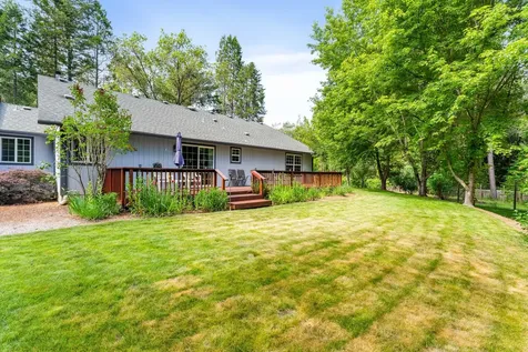 5876 Donaldson Road Grants Pass OR 97526