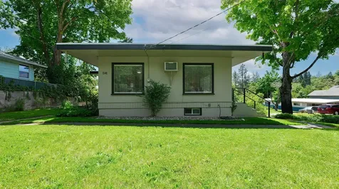 1141 NW Sunset Drive Grants Pass OR 97526