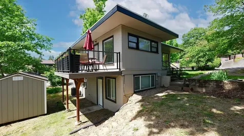 1141 NW Sunset Drive Grants Pass OR 97526