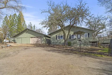 1305 Butte Falls Highway Eagle Point OR 97524