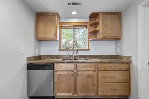 1305 Butte Falls Highway Eagle Point OR 97524