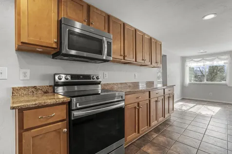1305 Butte Falls Highway Eagle Point OR 97524