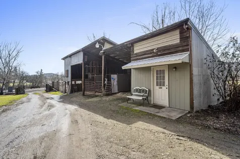 1305 Butte Falls Highway Eagle Point OR 97524