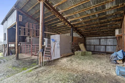 1305 Butte Falls Highway Eagle Point OR 97524